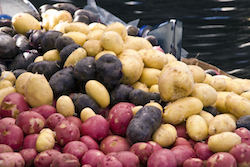 Spuds Kelowna Farmers-market