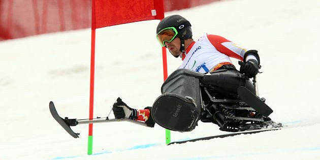 Sochi-2014-salom-josh_dueck-wins-gold