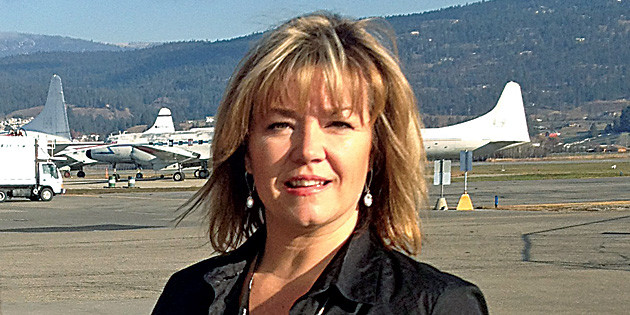 okanagan-salary-survey-Jenelle-Hynes-kelowna-airport