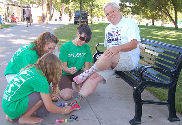 Join Barefoot on the Boardwalk to Put Shoes on Those in Need