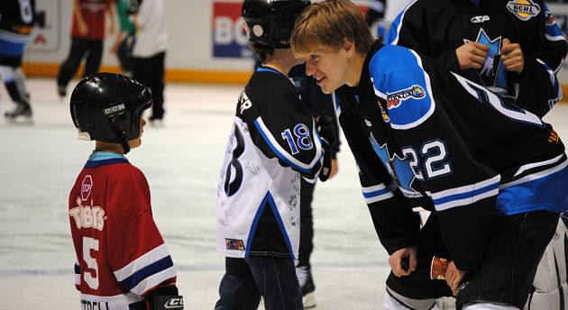 Penticton-Vees-free-tickets