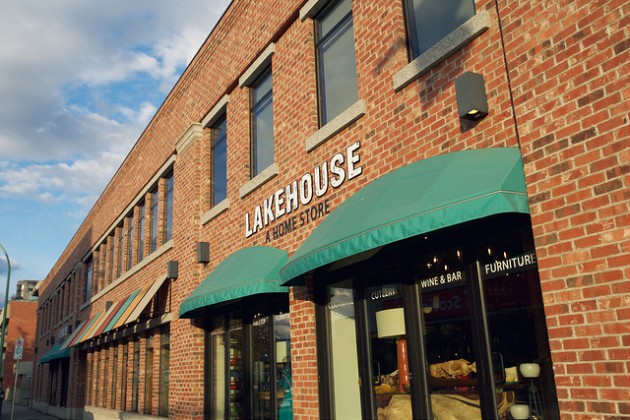 Lakehouse-on-Bernard-Avenue