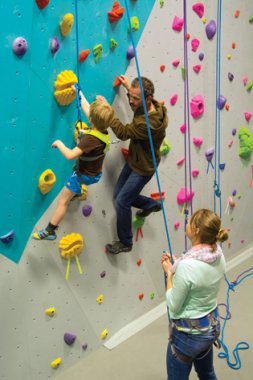 rock-climbing-vernon-kids-instructor-camp