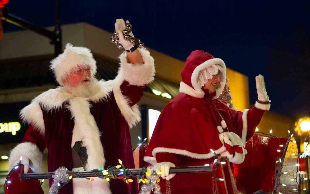 Santa arrives to Penticton’s annual parade